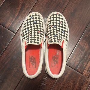 Vans slip on